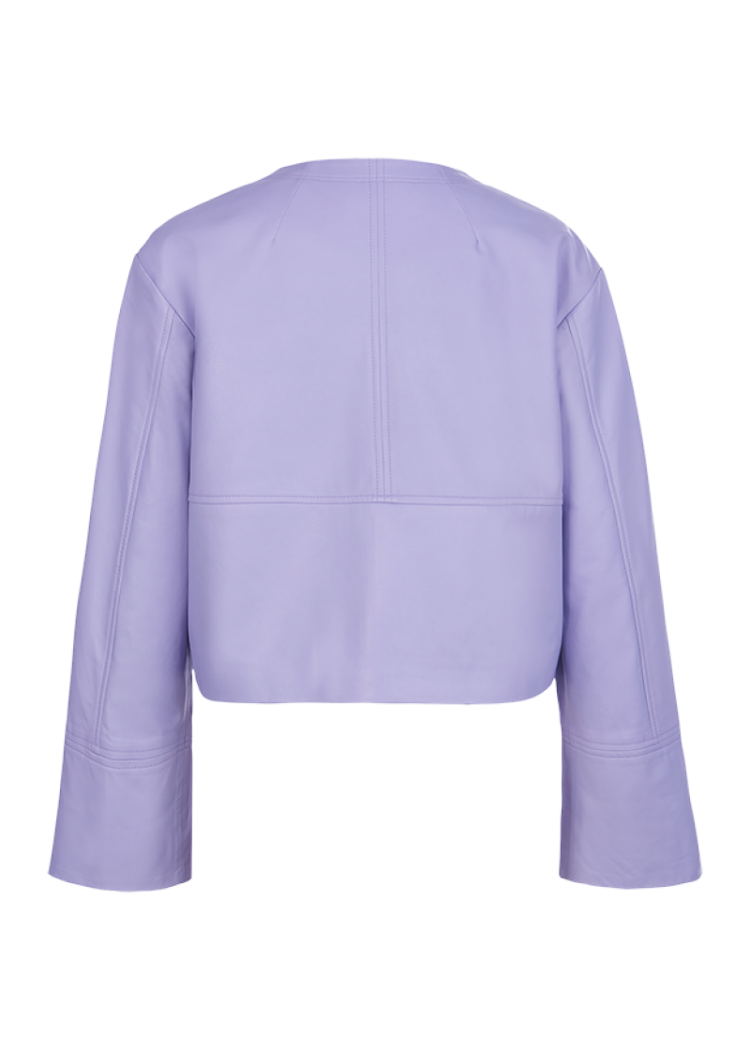  706 Lila
