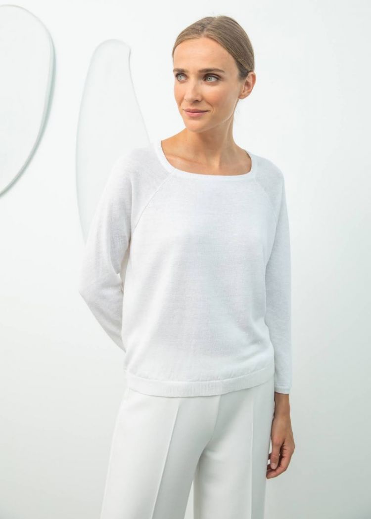 PULL white