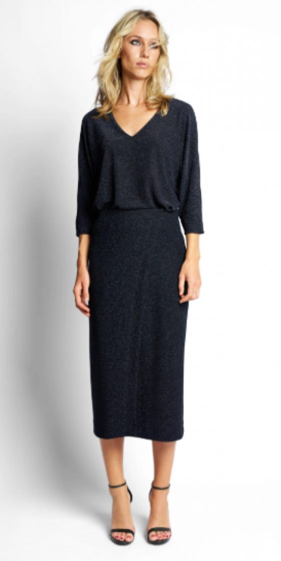  32 Dark Blue