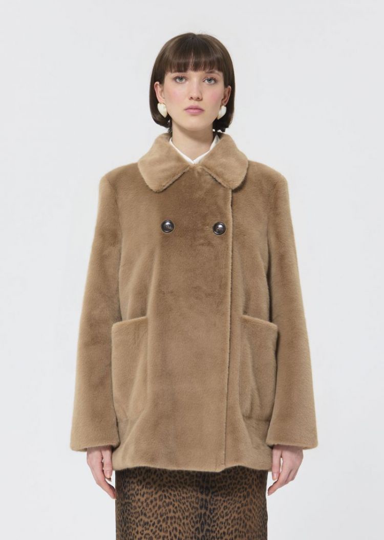  Taupe